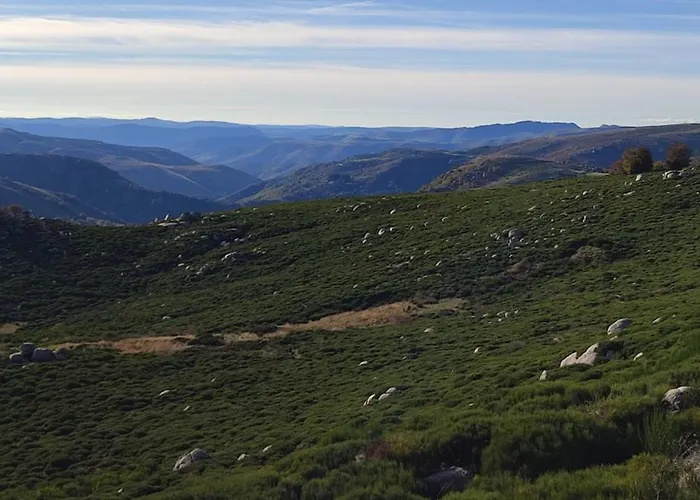 L' Echappée Des Camboux - Votre évasion Au Cœur De La Nature - Award 2025 La Tronche (Gard)